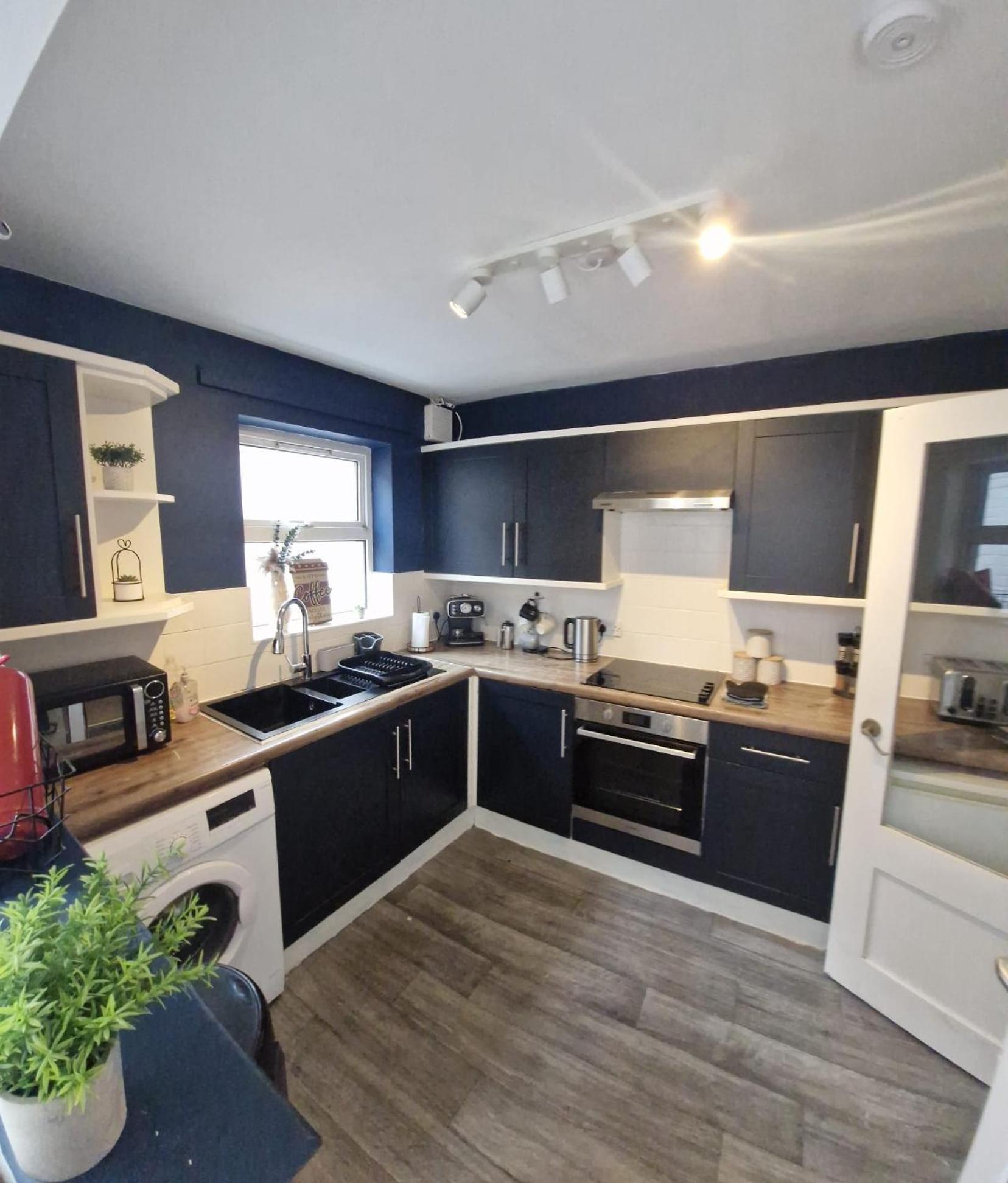 4Br House Popular Ravenhill Road Villa Belfast Exterior photo